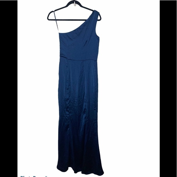 Chi chi London One Shoulder Fitted Silky Maxi Dress size 4 - Picture 4 of 7